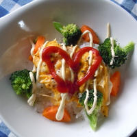 スクランブルエッグ丼で朝ごはん