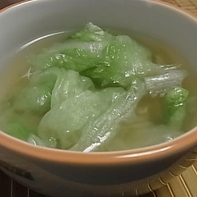 山ほどのレタスを食べるには....　〜レタスたっぷり簡単中華スープ♪〜