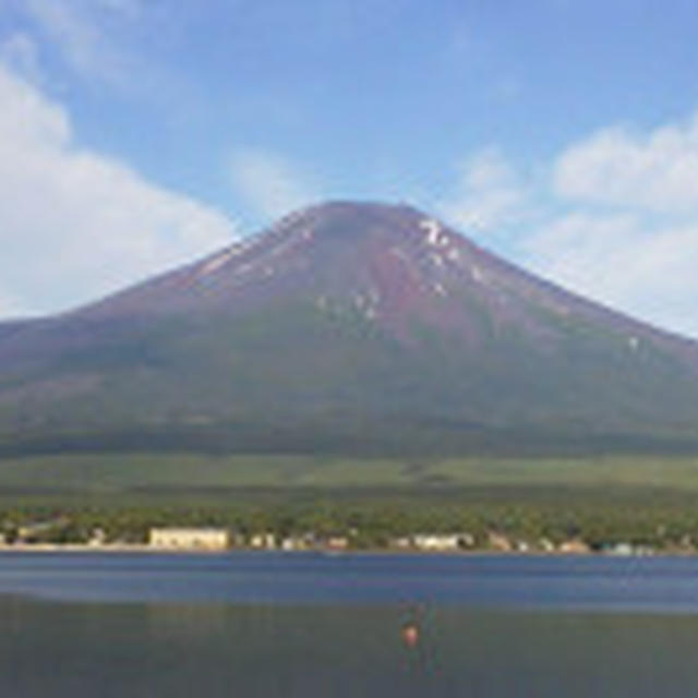 梅雨の晴れ間の富士山