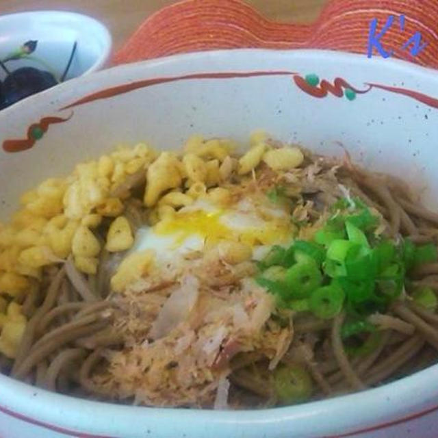 今日のお昼ごはん　冷やし蕎麦