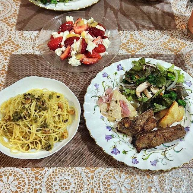 ふきのとうとくるみのパスタ