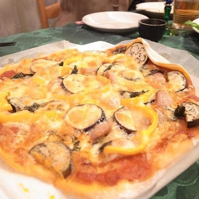 ホームパーティーは自家製生地のピザが活躍｜東松原のレストランバー「WAHB」で一献
