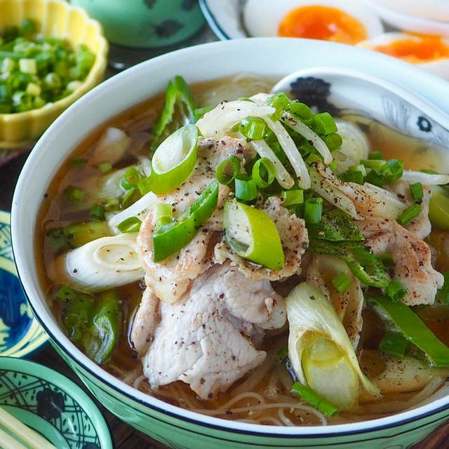 【夏に余ったそうめんで】汁まで完食！中華ラーメン風そうラーメン