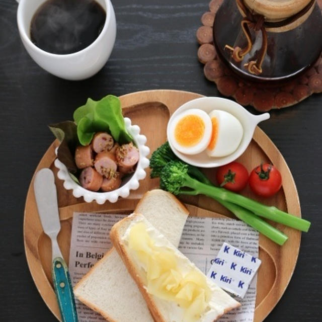 ハチミツりんごのクリームチーズトースト