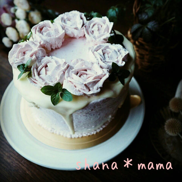 ありがとうございます といちごがかくれんぼ 薔薇のストロベリーシフォンケーキ By しゃなママさん レシピブログ 料理ブログのレシピ満載