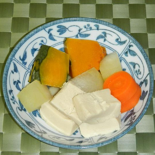高野豆腐と野菜の含め煮