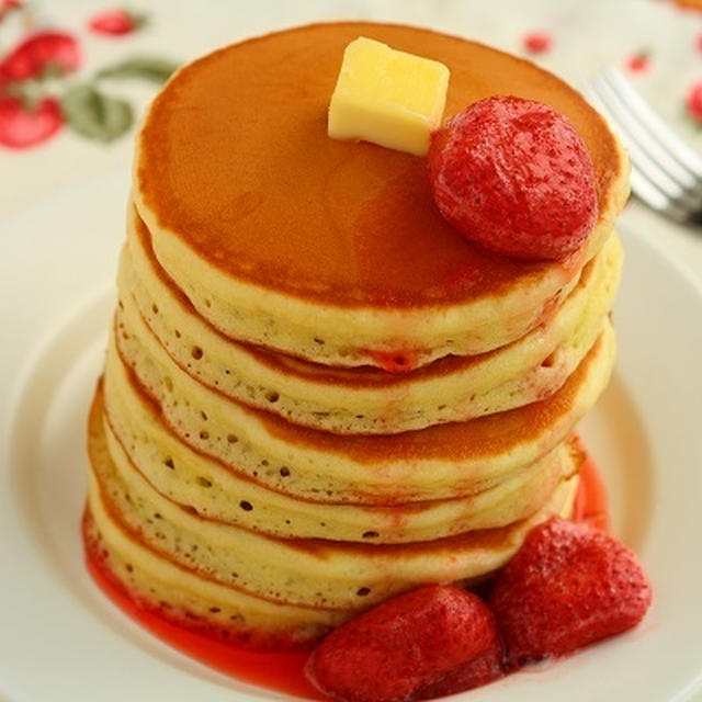 【voivoiさんレシピ・苺のパンケーキ】
