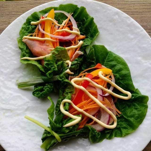 サンチュで野菜ブーケサラダ☆簡単なのにいつもより美味しい？！