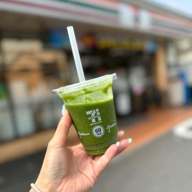 セブンカフェスムージーで始まる1日 いよいよ夏休み！