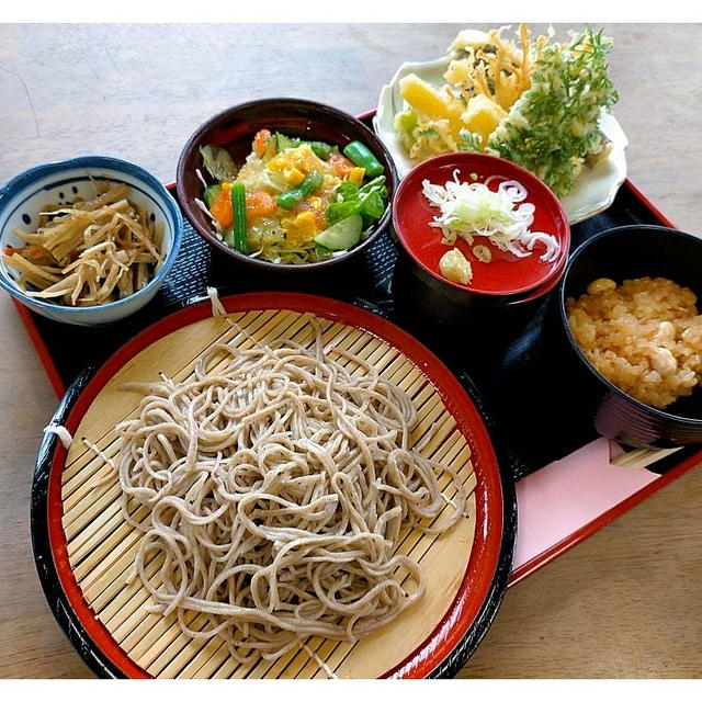 秩父のほっこり蕎麦屋「そば処 合角（かっかく）」ダムを眺めながら 本格手打ちそば♪