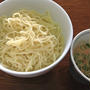 今朝の麺は日清「ざるつけ麺 濃厚ごまだれ」