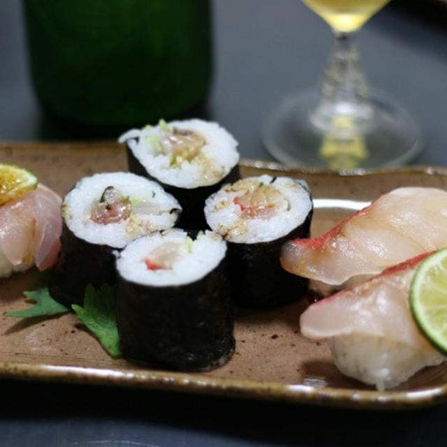 骨付き！阿波すだち鶏のハーブソルト焼き