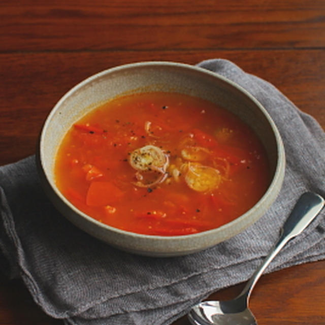 トマトと茗荷のスープ