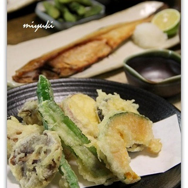 きのこの肉巻きと旬の野菜で天ぷら定食