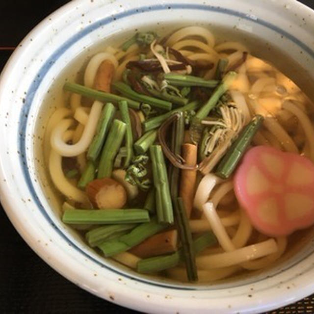 物産館「みわ３７５」で昼ごはん