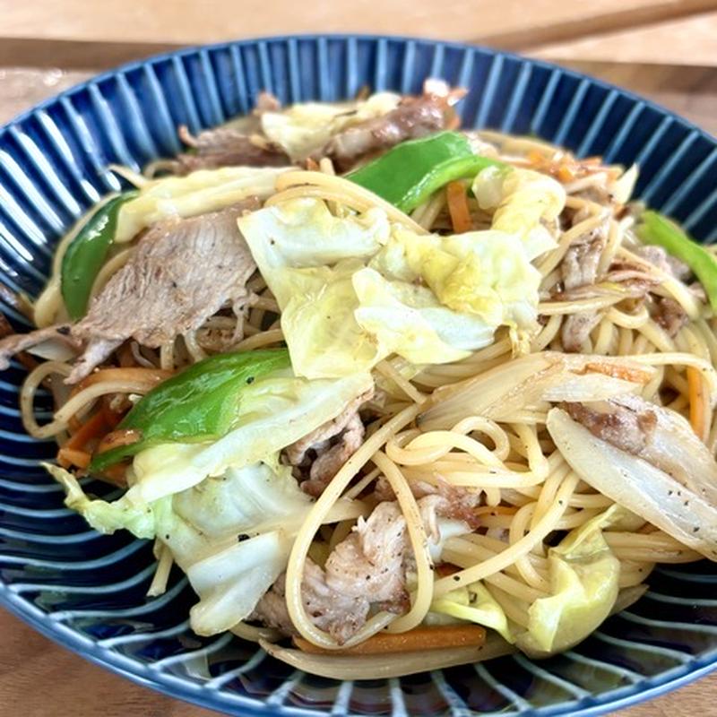 スパゲッティ田舎。塩味の肉野菜炒めとパスタが不思議に合う、孤独のグルメの再現風レシピ。