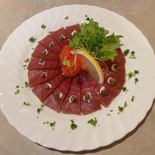 居酒屋スーさんのマグロカルパッチョ
