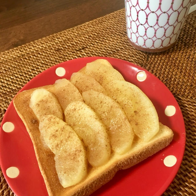 簡単朝ごパン♪煮りんごのシナモントースト【レシピブログ】