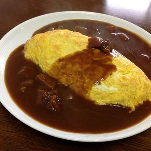 玉子消費で「オムカレー」