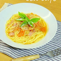 フレッシュトマトとベーコンのパスタ