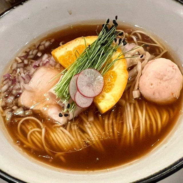 海老丸ラーメン 　東京行ったらひさびさに行きたかった店シリーズ　改装・メニュー構成がパワーアップ