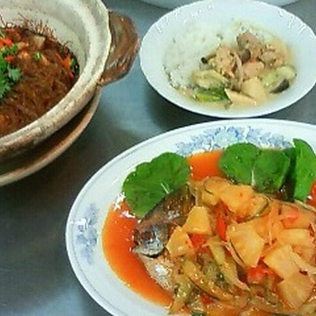 初タイ料理　鶏肉のグリーンカレー、マナガツオの甘酢ソースがけ、海老と春雨の蒸し物