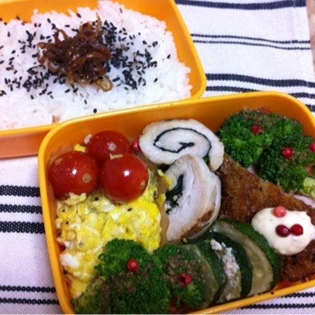 つくり置きで詰めるだけの簡単カラフルお弁当～と一日一回、チャリーン♪