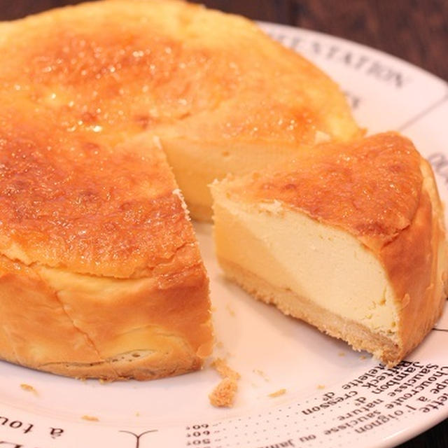 甘カフェ☆ＦＰで簡単濃厚ベイクドチーズケーキ（レシピ手順あり）