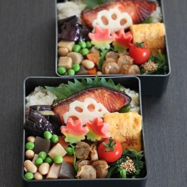 焼き鮭とお惣菜 ✿ 残り物ｱﾚﾝｼﾞ ラタトゥイユ(๑¯﹃¯๑)♪