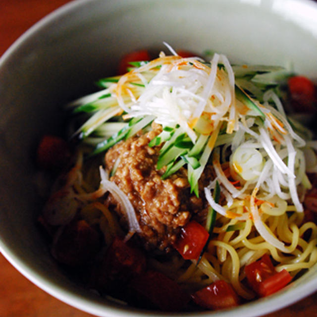 特製肉味噌の冷やし麺