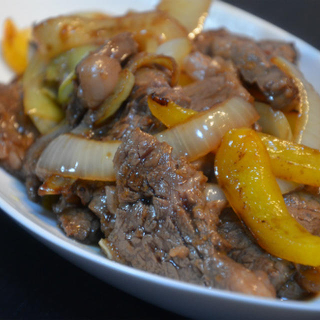 牛肉とパプリカの炒め物