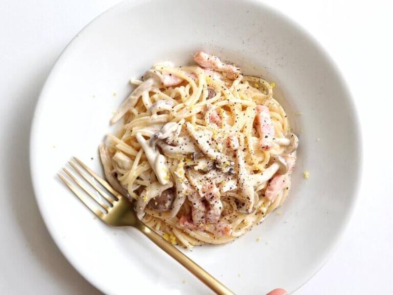 【簡単10分】しめじとベーコンのレモンクリームパスタのレシピ/作り方