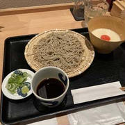 石臼挽き蕎麦 そと一／高級そば店で冷たいとろろそば