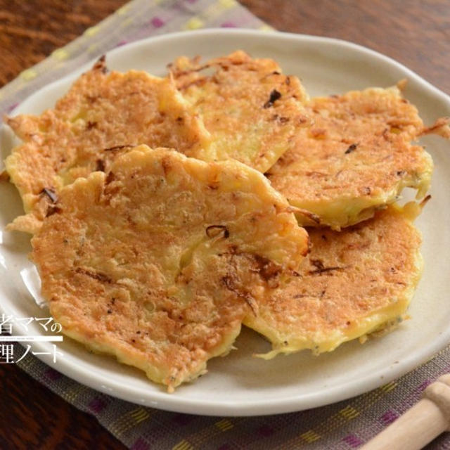 キャベツとちりめんじゃこのお焼きで朝ごはん