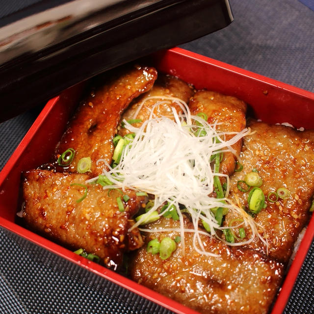 牛ロース焼肉重♪　～黒毛和牛で！～