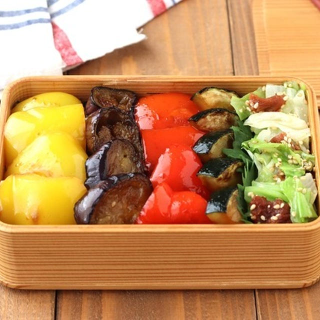 野菜だけでごちそう夏弁当！「夏野菜の照り焼き丼」「レンジ梅キャベツ」