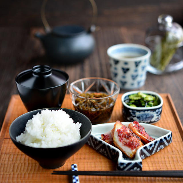 「鮭の梅麹焼き定食」