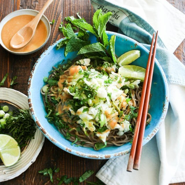 Soba Salad with Crunchy Cauliflower ぽりぽりカリフラワーのせ蕎麦サラダ