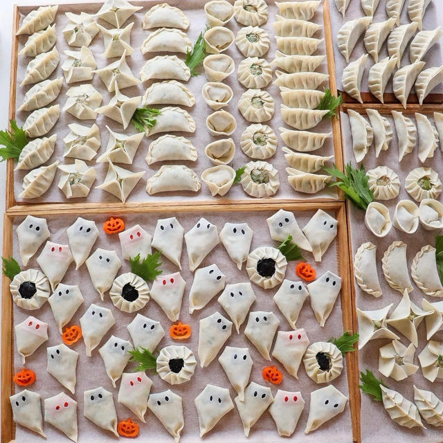 オバケ餃子でハロウィンパーティー