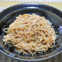 シャキシャキ食感がいい「糸こんにゃくとエノキのすき炒め」