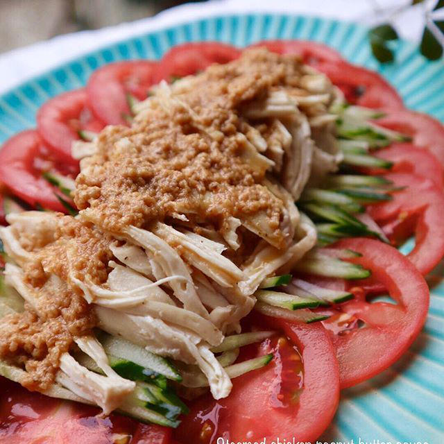 蒸し鶏のピーナッツバターソース♡【#簡単レシピ#鶏むね肉】