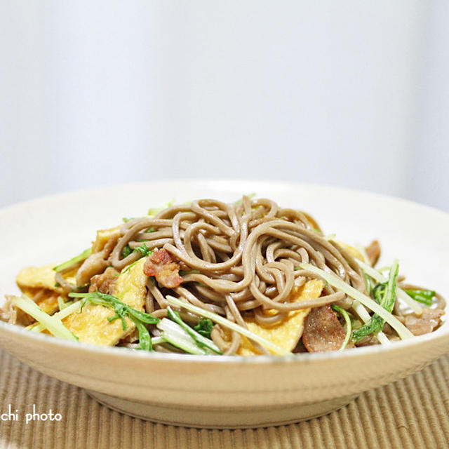 そばつゆで「和そばの炒め蕎麦」＆スーパーカップカドメン醤油味