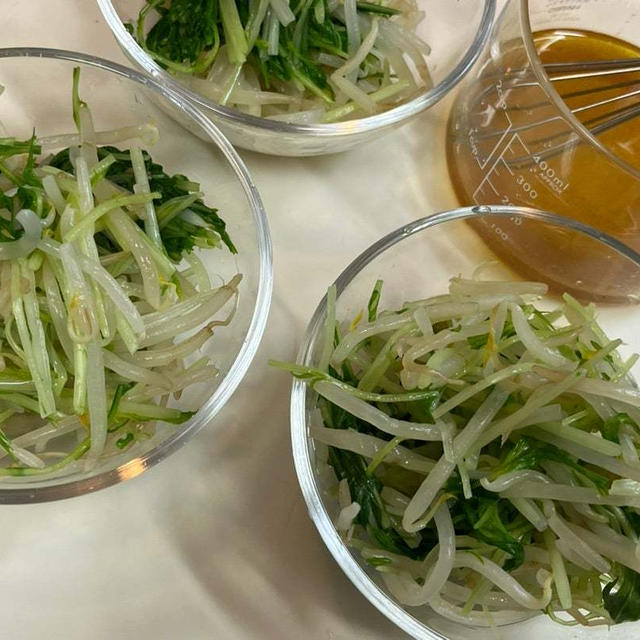 学校給食の味♪もやしのカレーサラダ