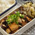 2品でも大丈夫♡鶏肉と厚揚げのポン照りがメインのお弁当。