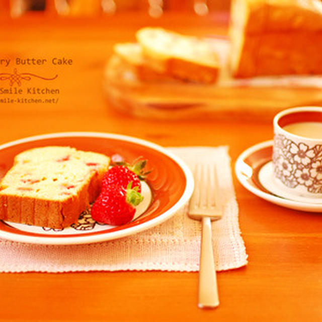 イチゴミルクバターケーキ