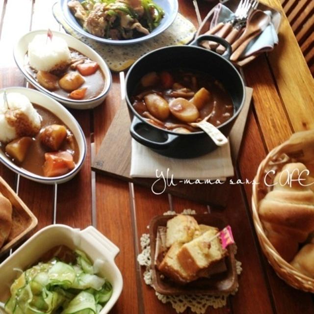 休日のお昼ごはん。ビーフシチューランチ＆ライ麦パン♡