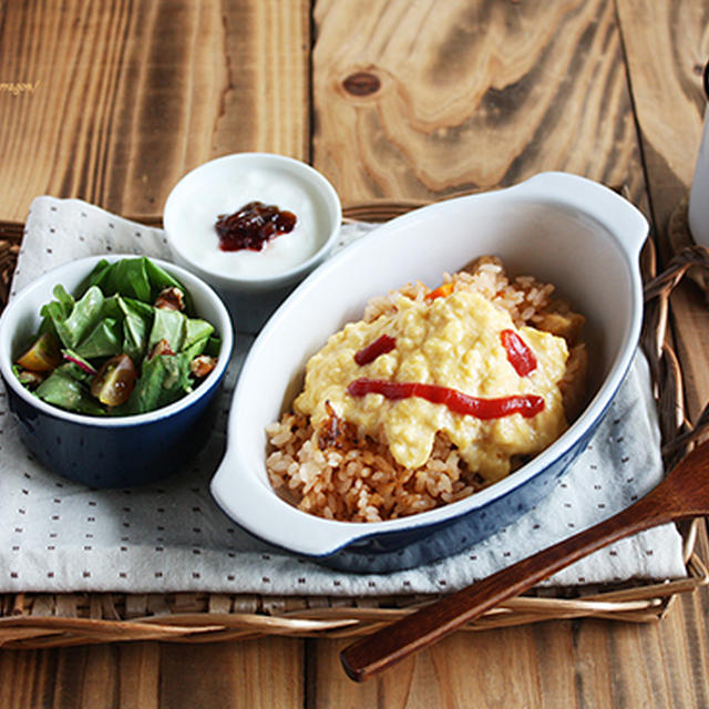 炊飯器で簡単チキンライス＆レンジでとろふわオムライス。と休日定番のお買い物スポット★