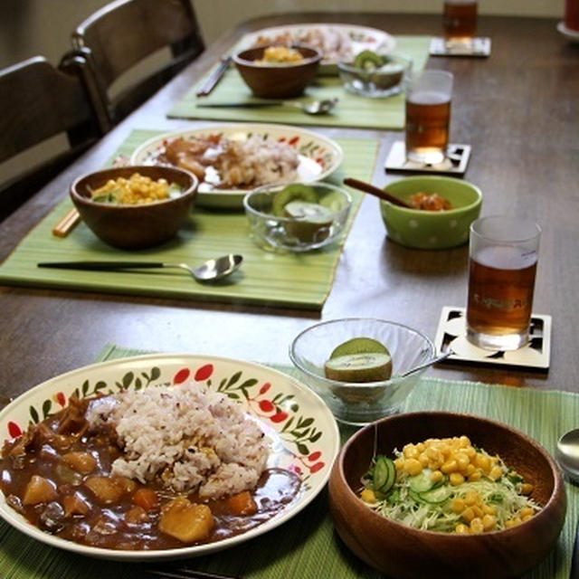 チキンカレー。