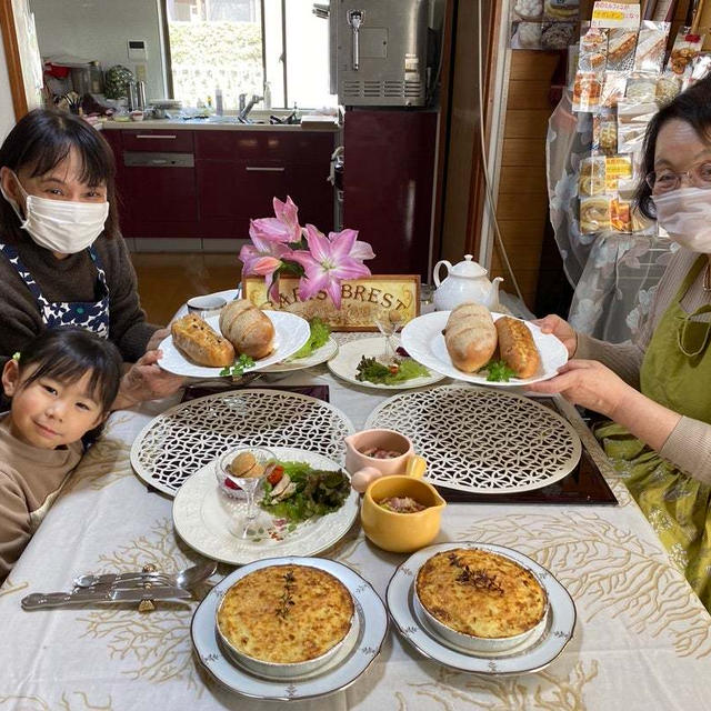 フランスの学校給食の一番人気は、"アッシェ・パルマンティエ"ってご存知でした?