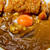 お昼はカレーに生たまご